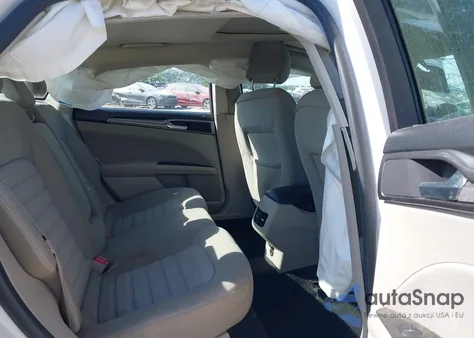 2019 Ford Fusion Hybrid Se z USA, uszkodzony, nr VIN 3FA6P0LU4KR273472